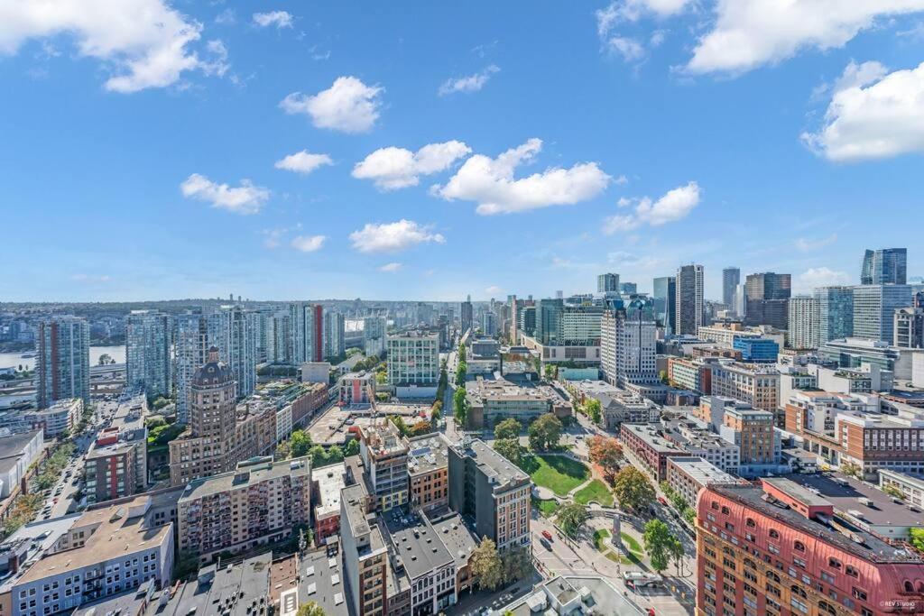 Skyview, 40Th Floor! 2Br Condo In Downtown Vancouver Exterior photo